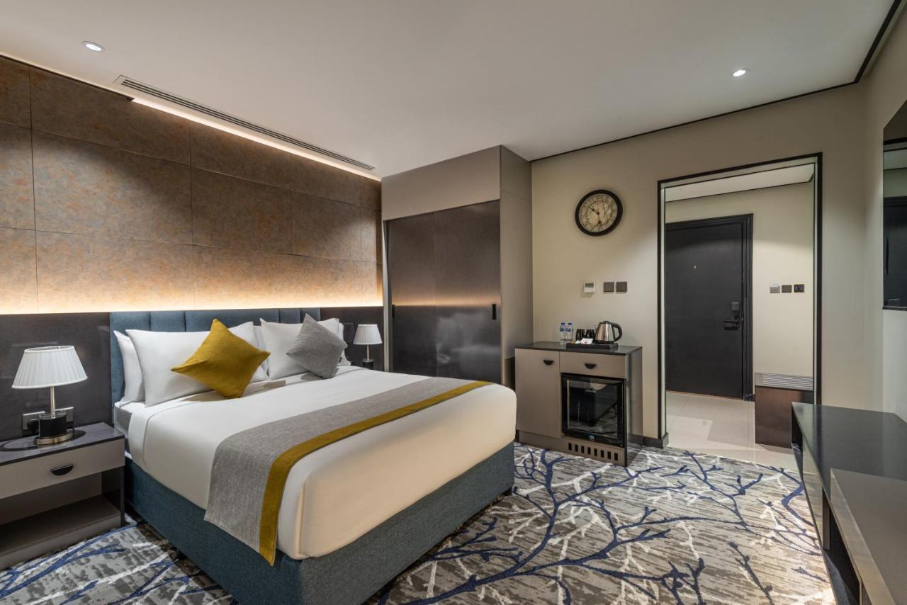 Ross Hotel Riyadh Exteriör bild